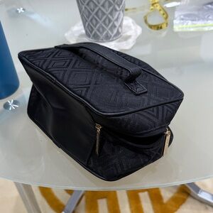 Estes lauder Stylish black womens makeup bag